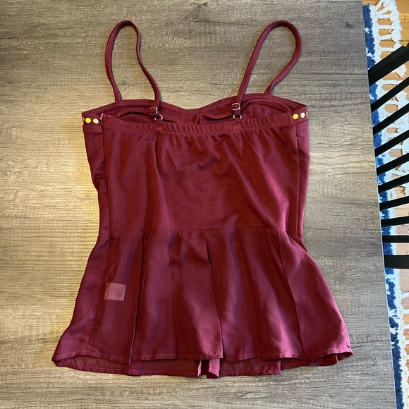 SOLD!!! Cute medium top - Picture 2 of 4